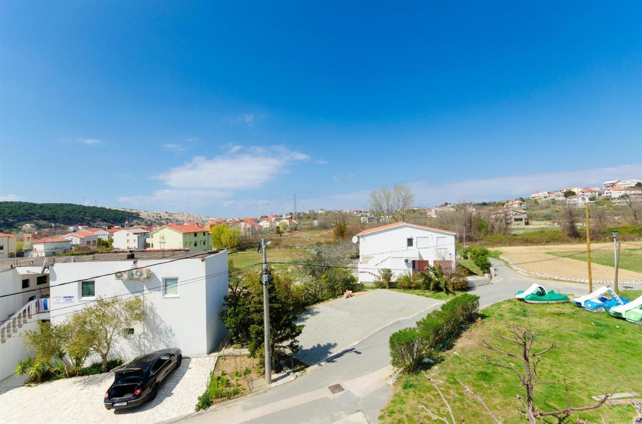 Apartments And Room Ljubica لوبار المظهر الخارجي الصورة
